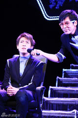 组图：《现代猛士录》热演 吕颂贤成“迷途羔羊”