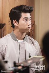 组图：《好时节》气氛融洽 金喜善等其乐融融