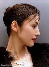 组图：天海祐希-日本娱乐圈的“女王大人”