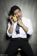 组图：涂松岩写真优品熟男童心未泯