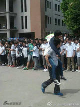 组图：高考结束啦！我们恋爱吧