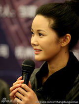 组图：宋祖英妹妹清纯照曝光 外形靓丽不输姐姐