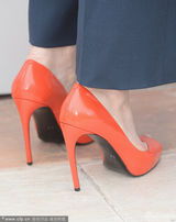 组图：布兰切特撑《驯龙高手2》 龙牙上衣超萌