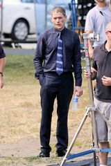 组图：《越狱》男主温特沃斯-米勒演《闪电侠》 银发帅气依旧