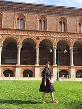 组图：海清欧洲旅游 素颜自拍心情大好