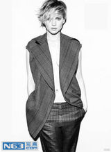 组图：詹妮弗-劳伦斯裸妆大片恣意性感