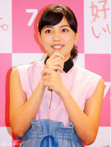 组图：川口春奈主动亲吻福士苍汰引粉丝尖叫