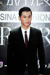 组图：时尚活动众星云集 红毯帅哥美女扎成堆