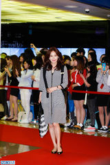 独家高清：金泰熙权相佑大咖齐捧场宋承宪新片