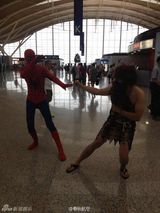 组图：进击的二次元！国内首个cos动漫航班开飞