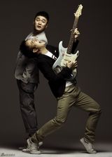 组图：筷子兄弟时尚写真 “筷”节奏的慢镜头