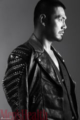 高清图：邵兵两大男刊封面气场颓废 新片合作吴彦祖