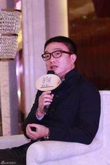 组图：《时间》改编话剧 王铮亮携李伯男打造