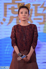 组图：《虎妈猫爸》赵薇佟大为老友相见槽点多