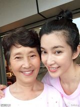 组图：星妈成主角！周杰伦李冰冰等曝妈妈美照