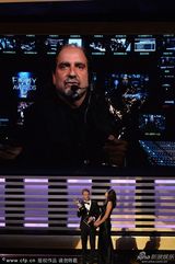 组图：格兰-维斯获艾美奖综艺类最佳导演奖