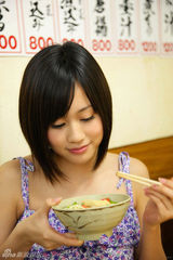 策划：是偶像也是吃货！前田敦子吃货卖萌图