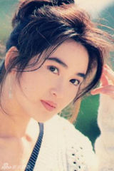 [青春照相馆]温碧霞罕见青涩照：燃烧的火玫瑰