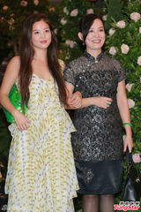 组图：林建岳爱女嫁何正德 容祖儿方中信等齐贺