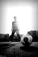 组图：冯铭潮球场帅性大片 桑巴之夏激情四射