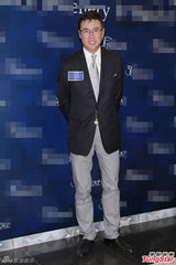 组图：吴孟达大病后首次现身 许志安否认已婚