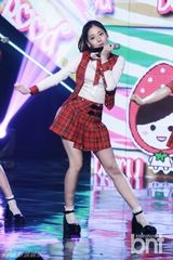 组图：Infinite智妍等众歌星献唱《冠军秀》