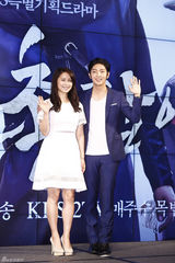 独家：《神枪手》李准基高调亮相 耍宝卖萌