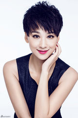 组图：穆婷婷时尚大片 冷艳红唇玩转优雅女王风