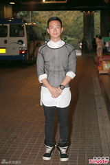 组图：TVB资深化妆师设灵 苗侨伟黎耀祥等追思