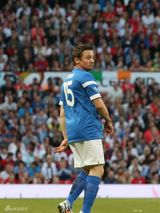 组图：慈善足球赛众星云集 X教授与鹰眼组队