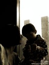 组图：潘粤明董洁被曝分居 微博记录曾经甜蜜生活