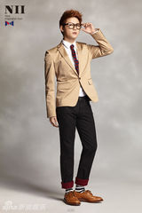 组图：JYJ闵孝琳携手拍时尚春装写真