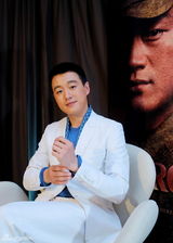 组图：宋慧乔章子怡清新美艳 黄晓明佟大为耍帅