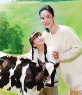 组图：逆天基因！混血兄妹超养眼 曾与王菲搭档