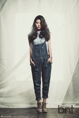 组图：演员金有贞优雅纯真 尽展可爱本色