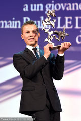 组图：《最后一锤》罗曼-保罗获最佳新演员奖