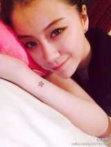 组图：《好声音》那英组美女四强私照