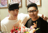 组图：Angela为爸爸庆生 王岳伦遭郭涛张亮献吻