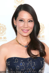 组图：华鼎奖美国开幕 奥兰多与刘玉玲助阵红毯