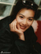 [青春照相馆]44岁钟丽缇旧照:性感尤物诱惑难挡