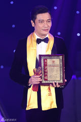 组图：电视华鼎奖佟丽娅陈宝国获封视后视帝