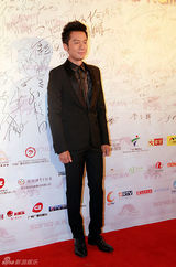 组图：亚洲彩虹奖揭晓 李晨获优秀男演员奖