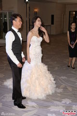 组图：陶喆婚宴内场曝光 陶妈发言小两口落泪