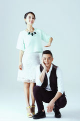 组图：霍建华杨紫【演员】为《战长沙》拍写真默契足