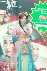 组图：李诗韵公开恋情 绯闻男友马国明送祝福