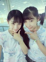 组图：复旦双胞胎姐妹花走红 清纯可爱电晕宅男