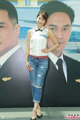 组图：《冲上云霄2》陈法拉献吻张智霖为其庆生