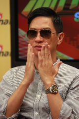 组图：《激战》做客 彭于晏张家辉拍打戏受苦