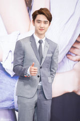 组图：孔孝真带伤上阵携赵寅成宣传新剧