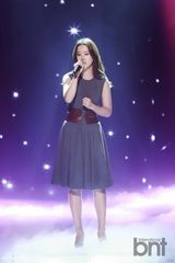 组图：Infinite智妍等众歌星献唱《冠军秀》